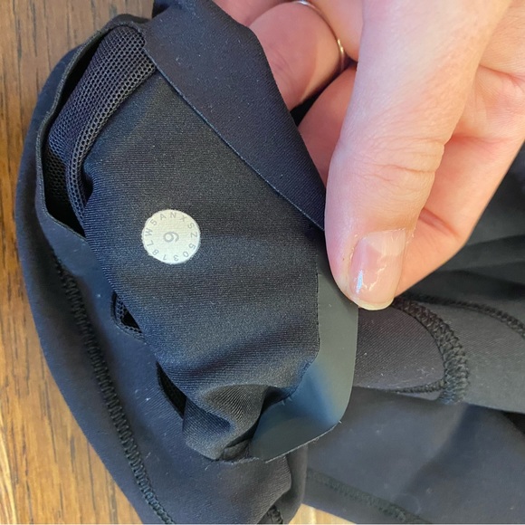 Lululemon leggings - Picture 6 of 6